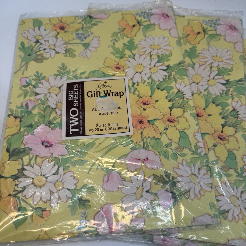 Gibson Gift Wrap‎ 6 Packs Yellow Lilly Flowers Floral Easter Baby Shower New VTG - Picture 2 of 9